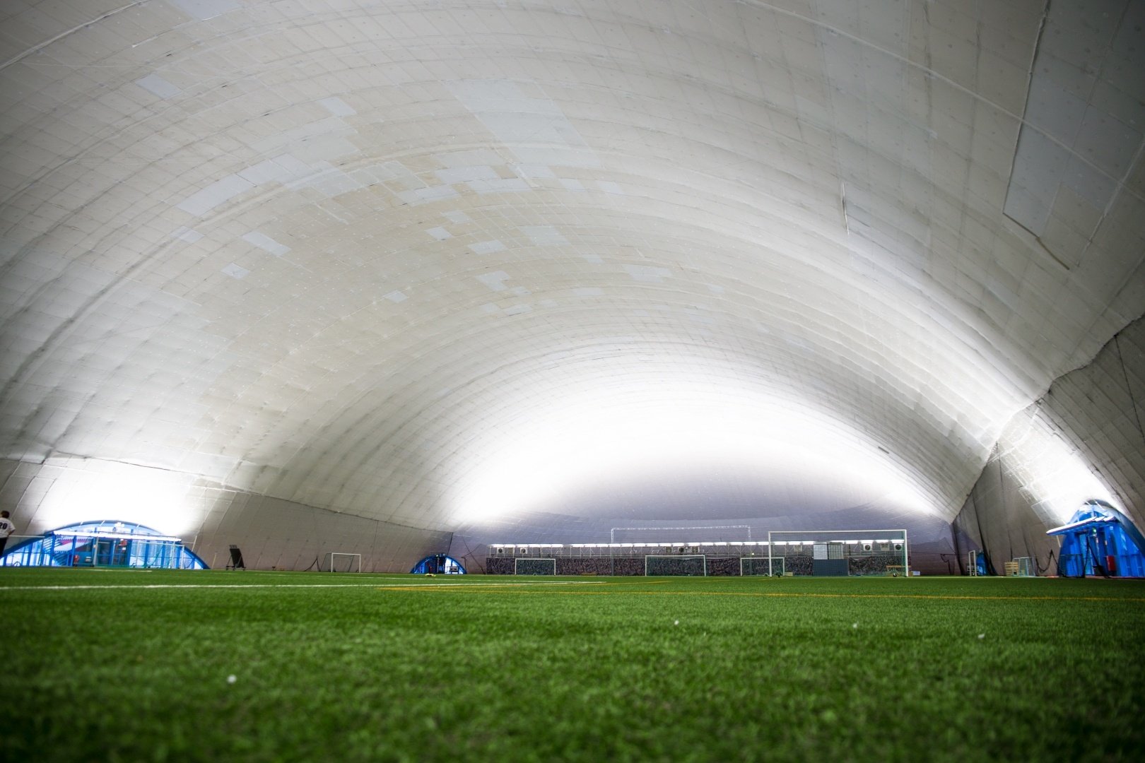 Reference_arena_and_sports_hall_lighting_Esport_Center_11