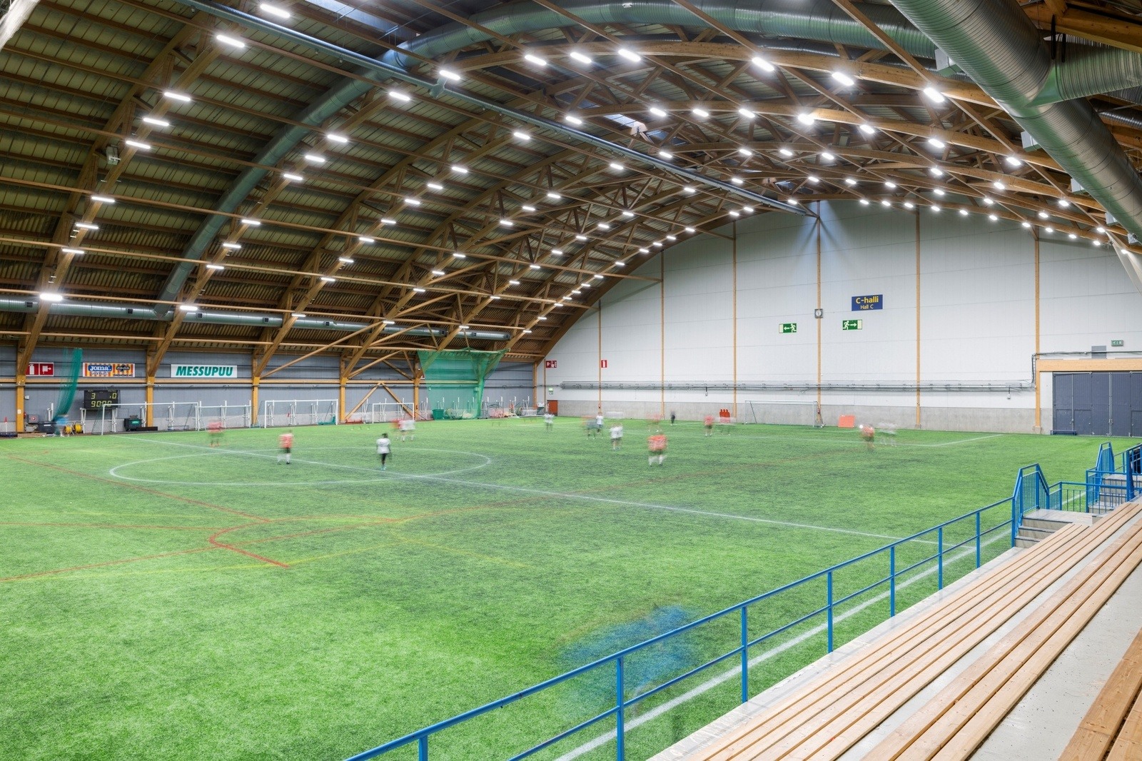 Reference_arena_and_sports_hall_lighting_TESC_1-1