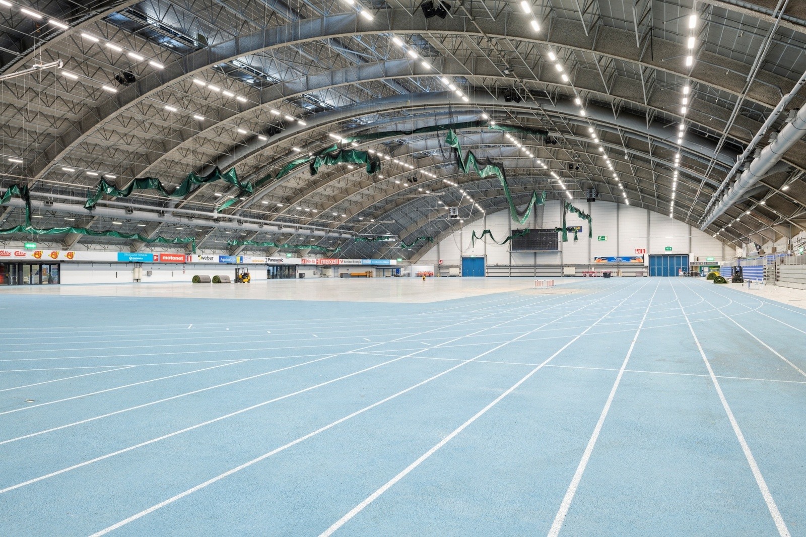 Reference_arena_and_sports_hall_lighting_TESC_4-1