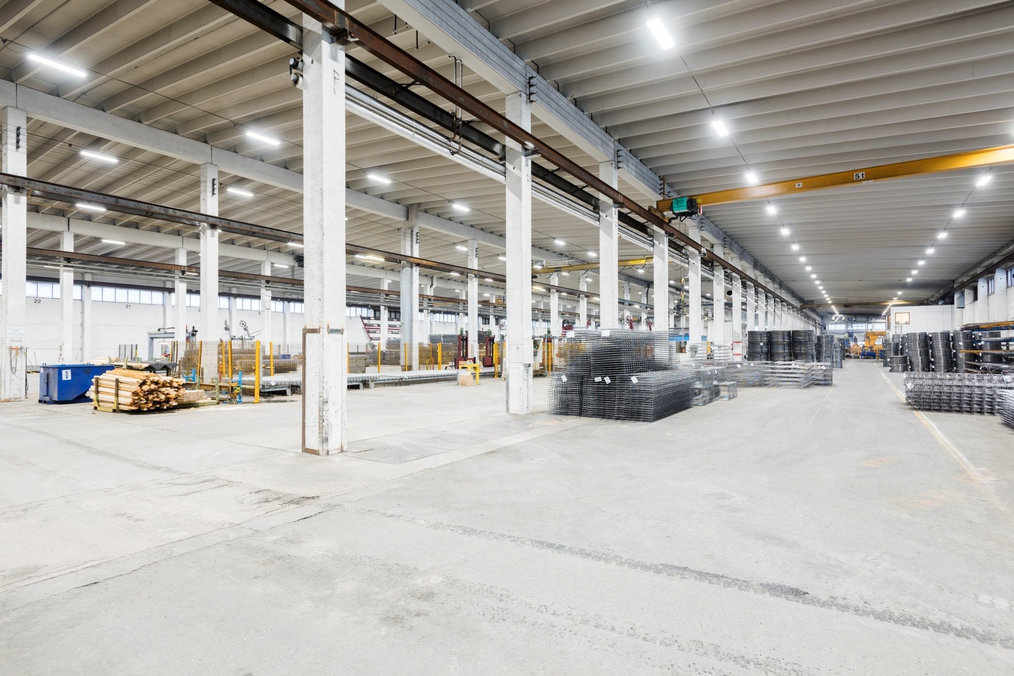 Reference_industrial_lighting_Celsa_Steel_Service_Palkane_2