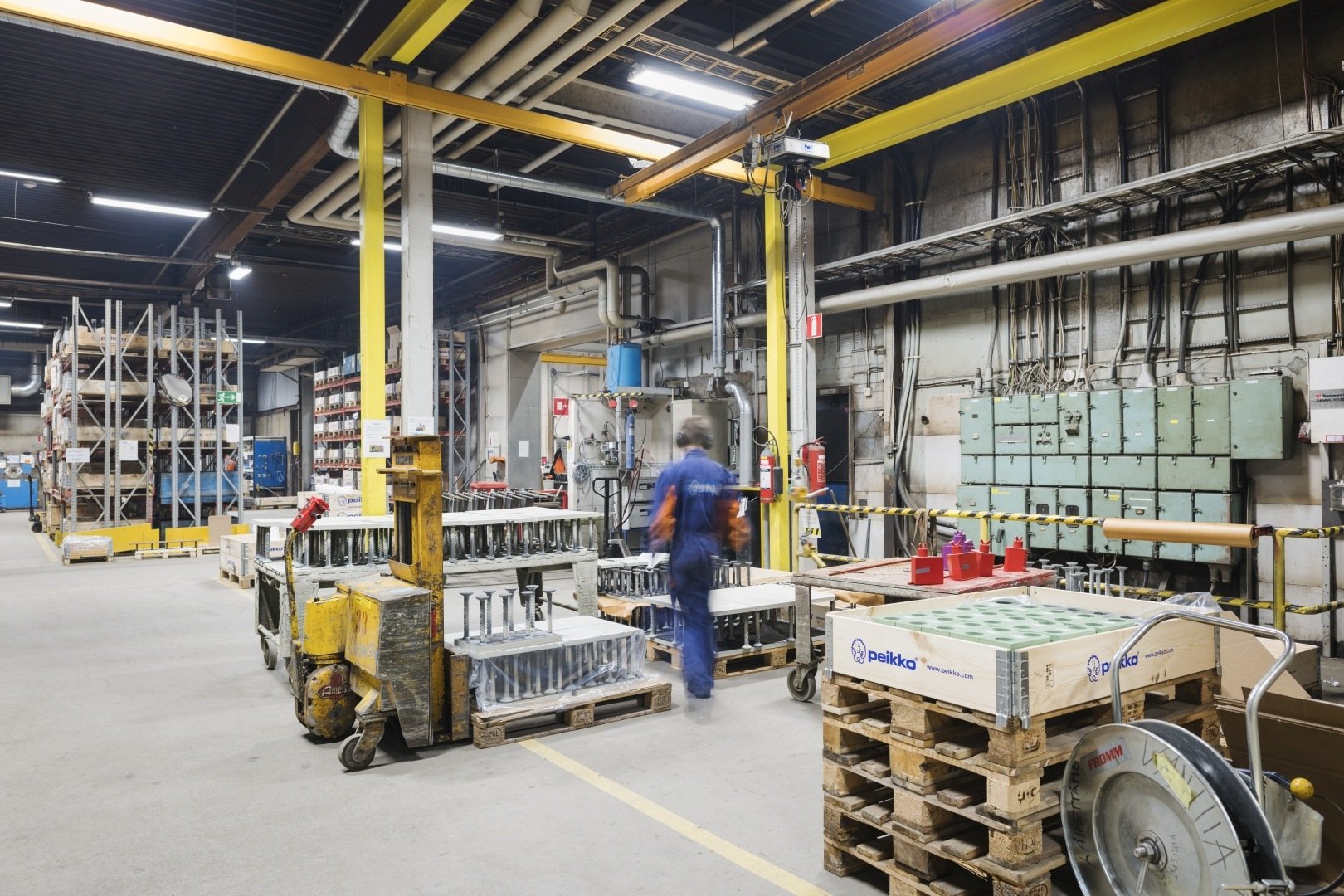 Reference_industrial_lighting_Peikko_Finland_Oy_4
