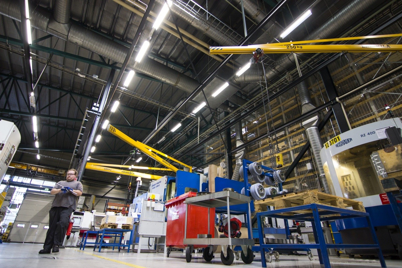 Reference_industrial_lighting_SEW_Industrial_Gears_Oy_7