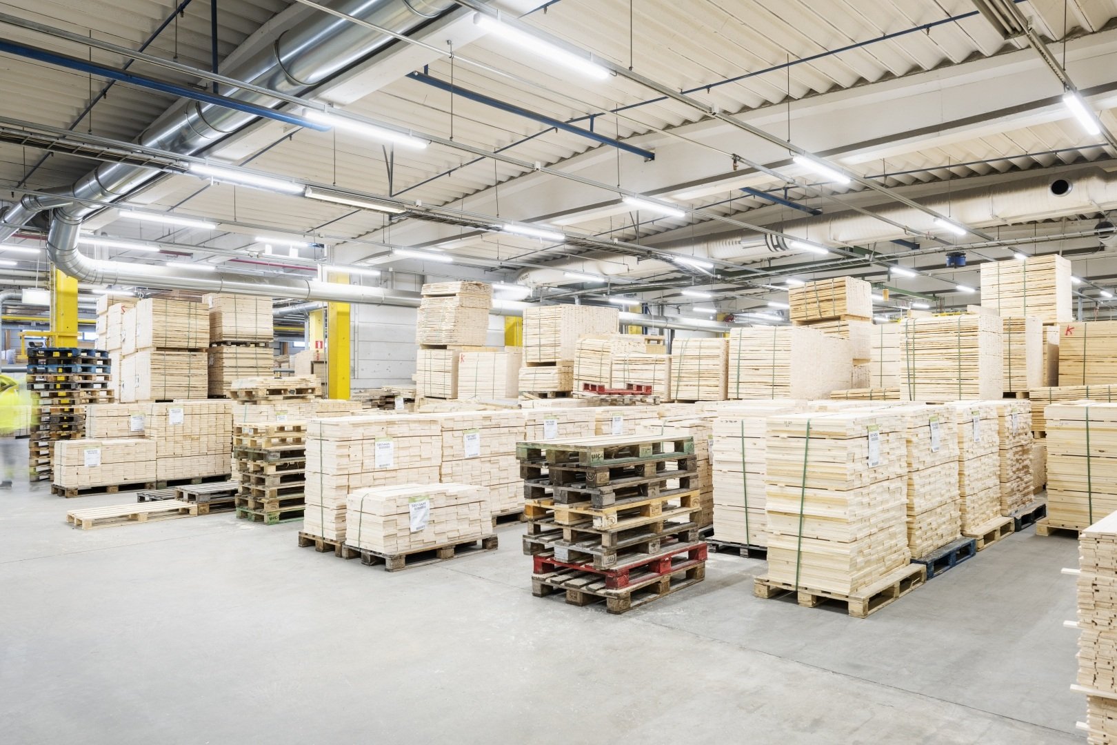 Reference_industrial_lighting_Versowood_2