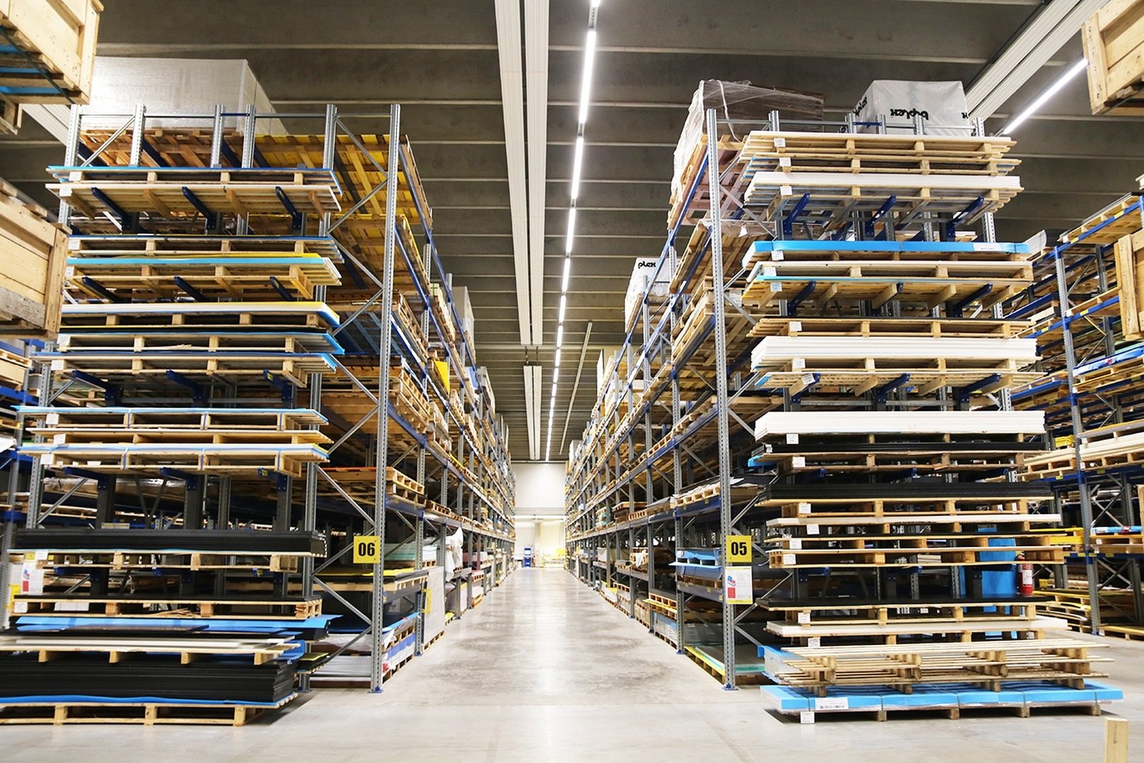 Millainen on tehokas ja kestävä teollisuusvalaisin?