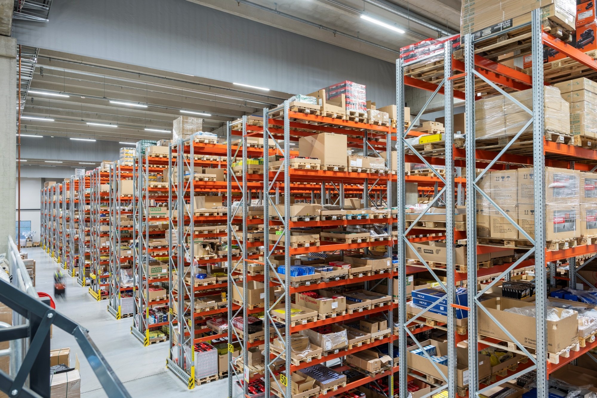 Reference_logistics_lighting_Broman_Logistics_7