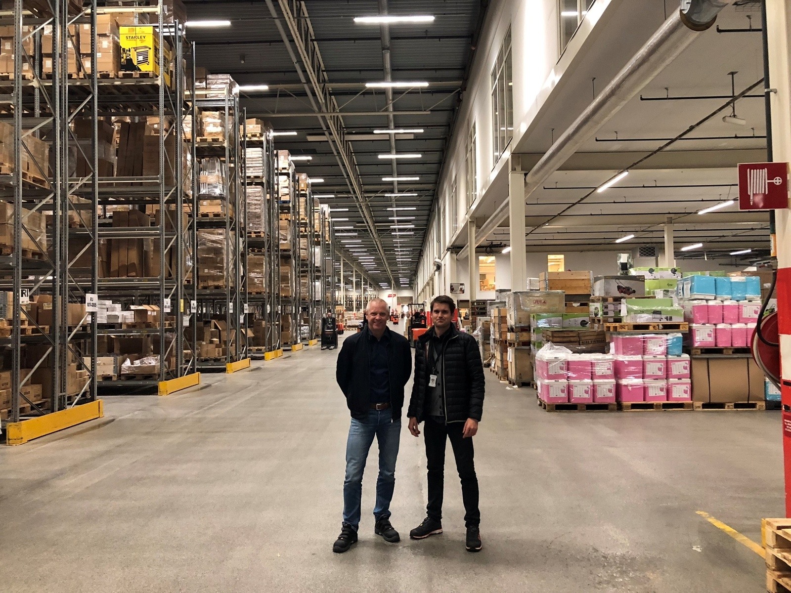 Reference_logistics_lighting_Jula_Logistics_4-1
