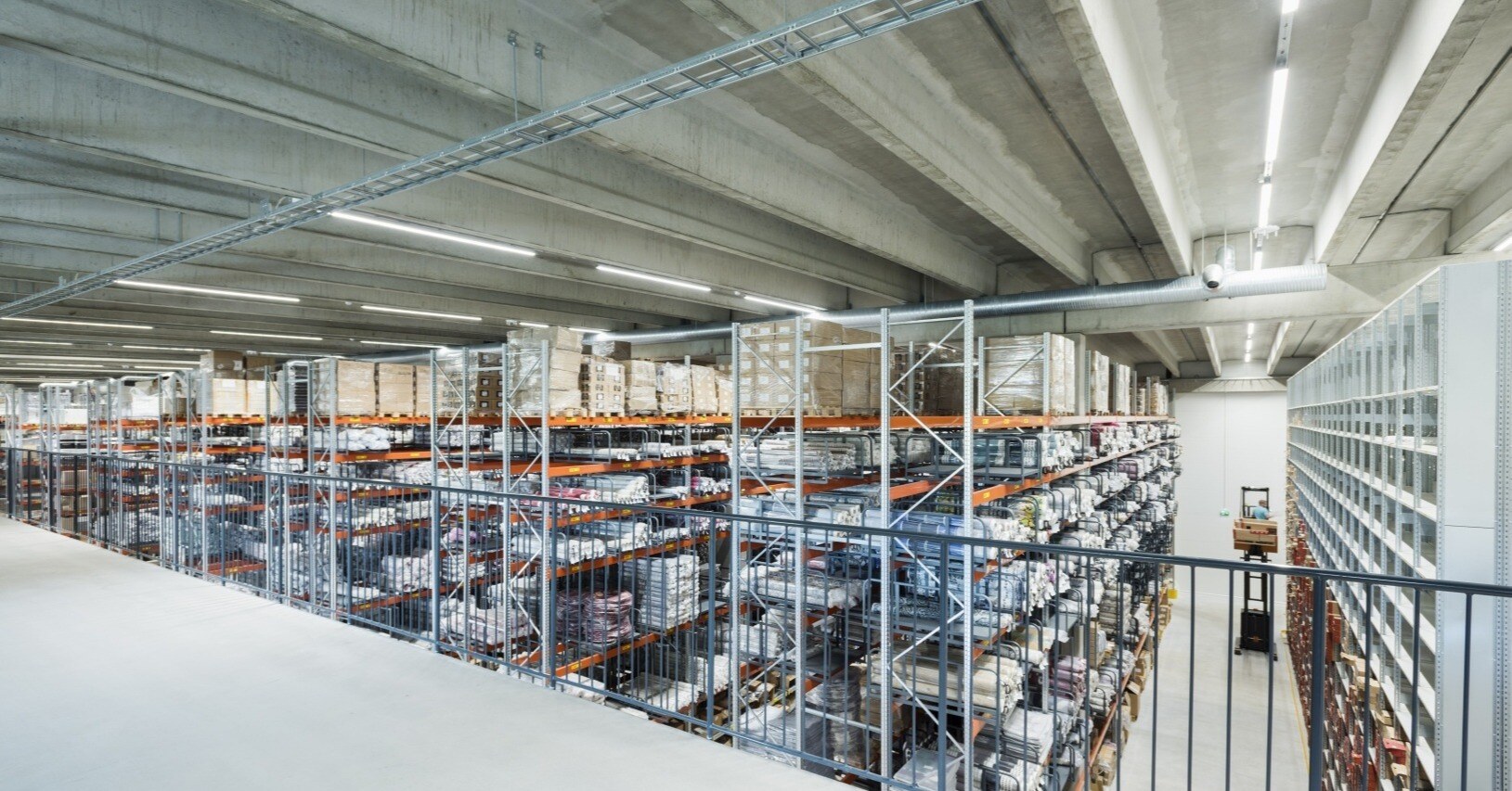 Reference_logistics_lighting_Oy_Vallila_Collection_Ab_featured_image