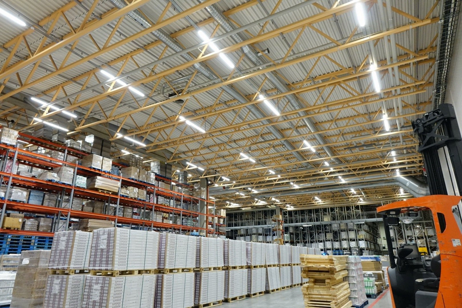 Reference_logistics_lighting_Postin_logistiikkakeskus_Vantaa_4