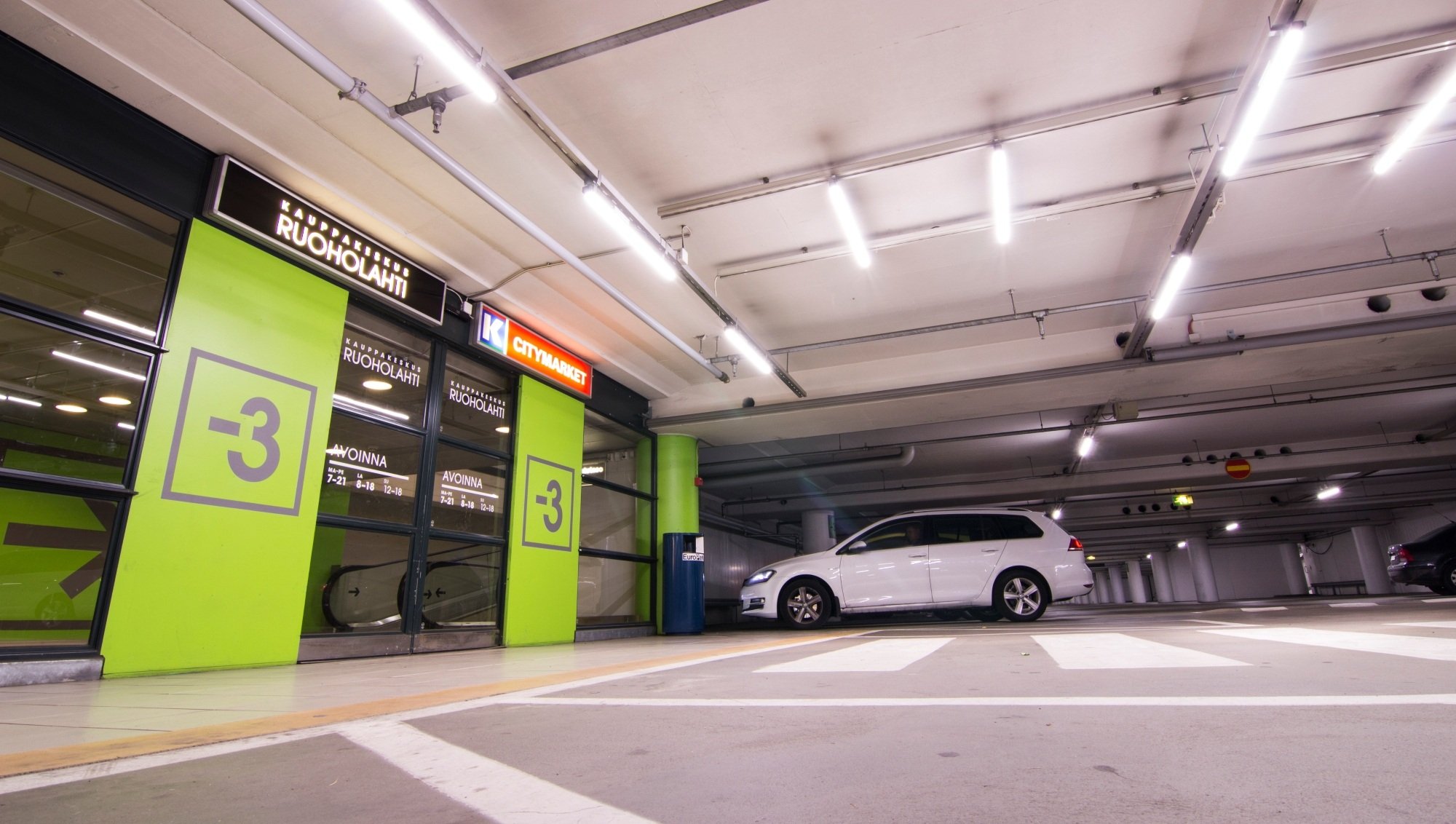 Reference_parking_lighting_P-Ruoholahti_1