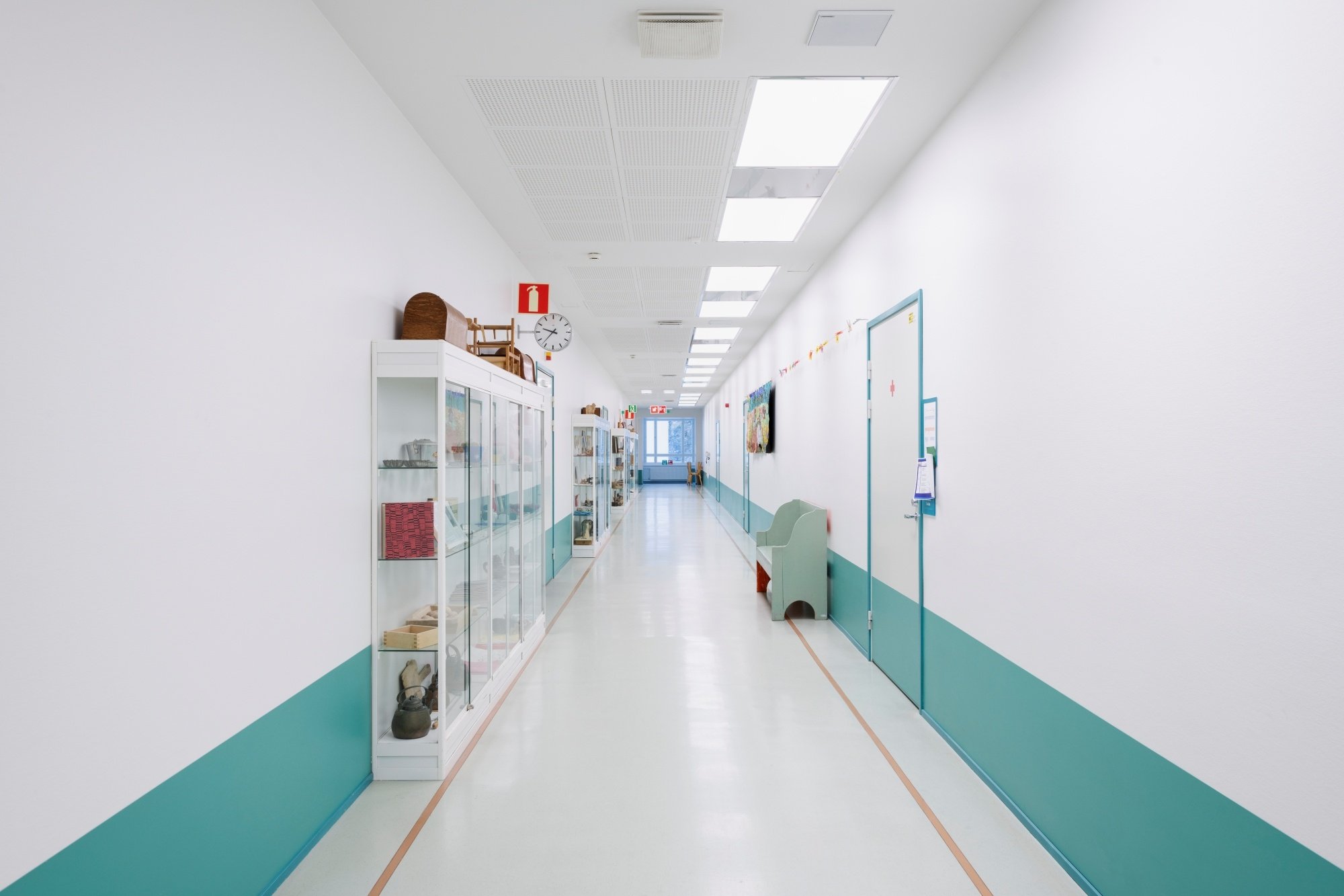 Reference_school_lighting_Valteri_1