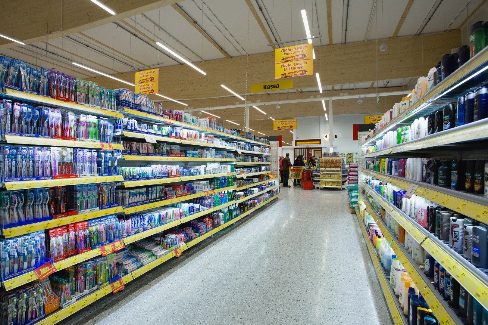 Reference_store_lighting_Halpa-Halli_Muurame_653
