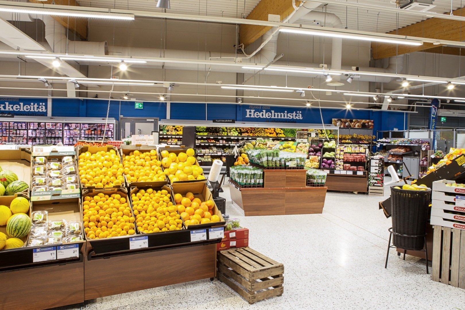 Reference_store_lighting_K-Supermarket_Rovaniemi_3