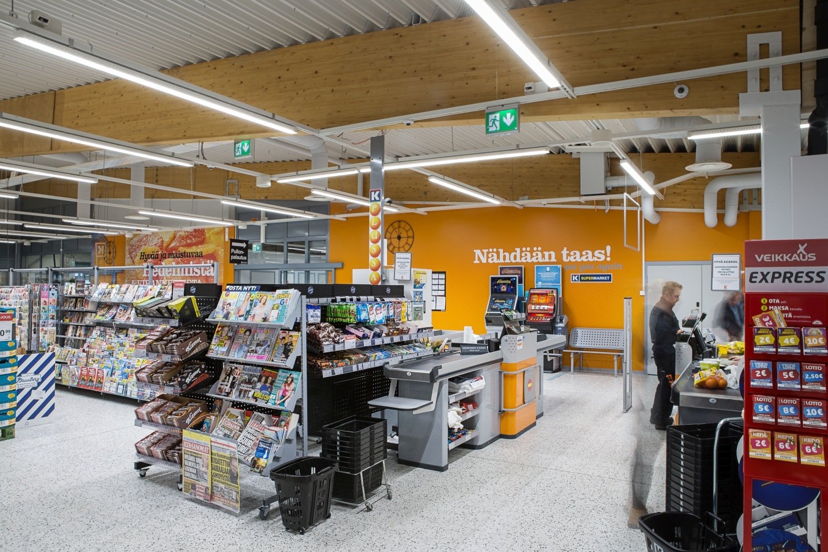 Reference_store_lighting_K-Supermarket_Rovaniemi_6