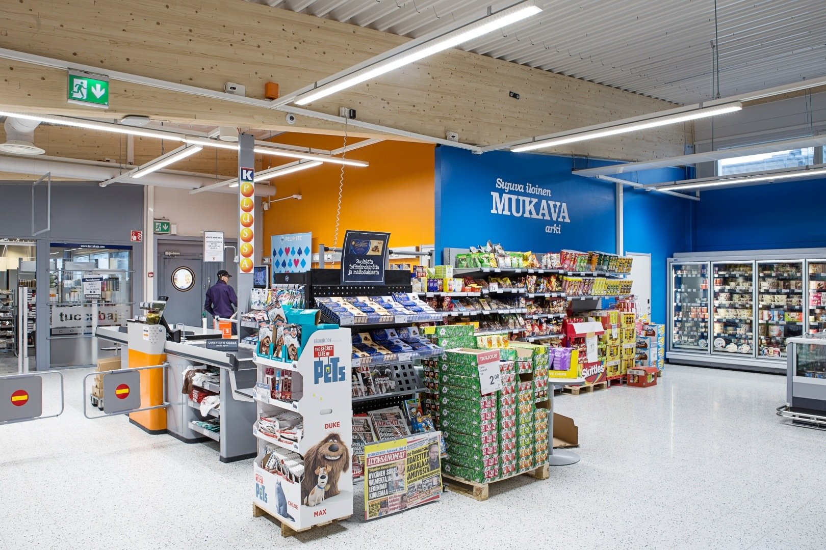 Reference_store_lighting_K-Supermarket_Rovaniemi_9