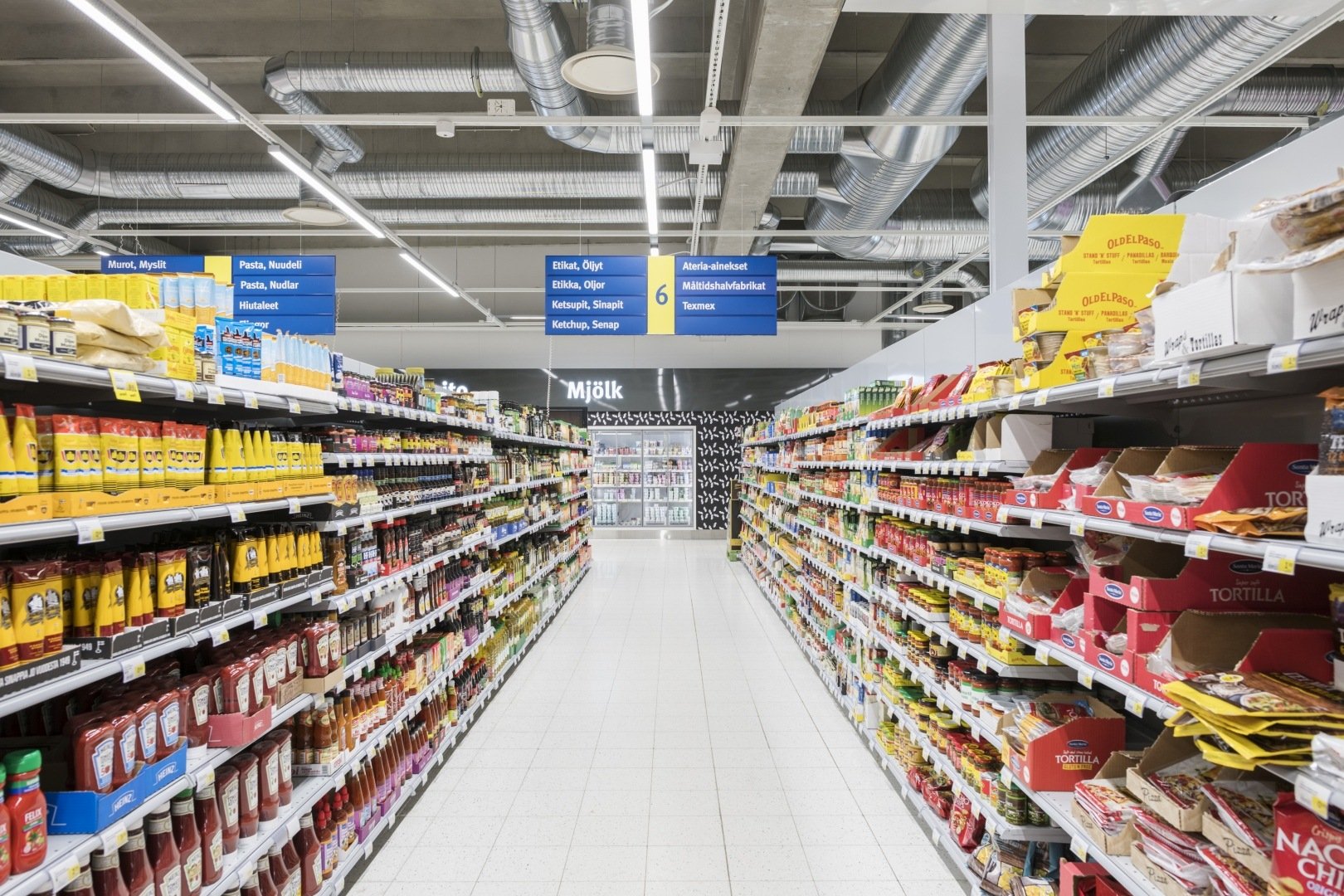 Reference_store_lighting_S-Market_Loviisa_2