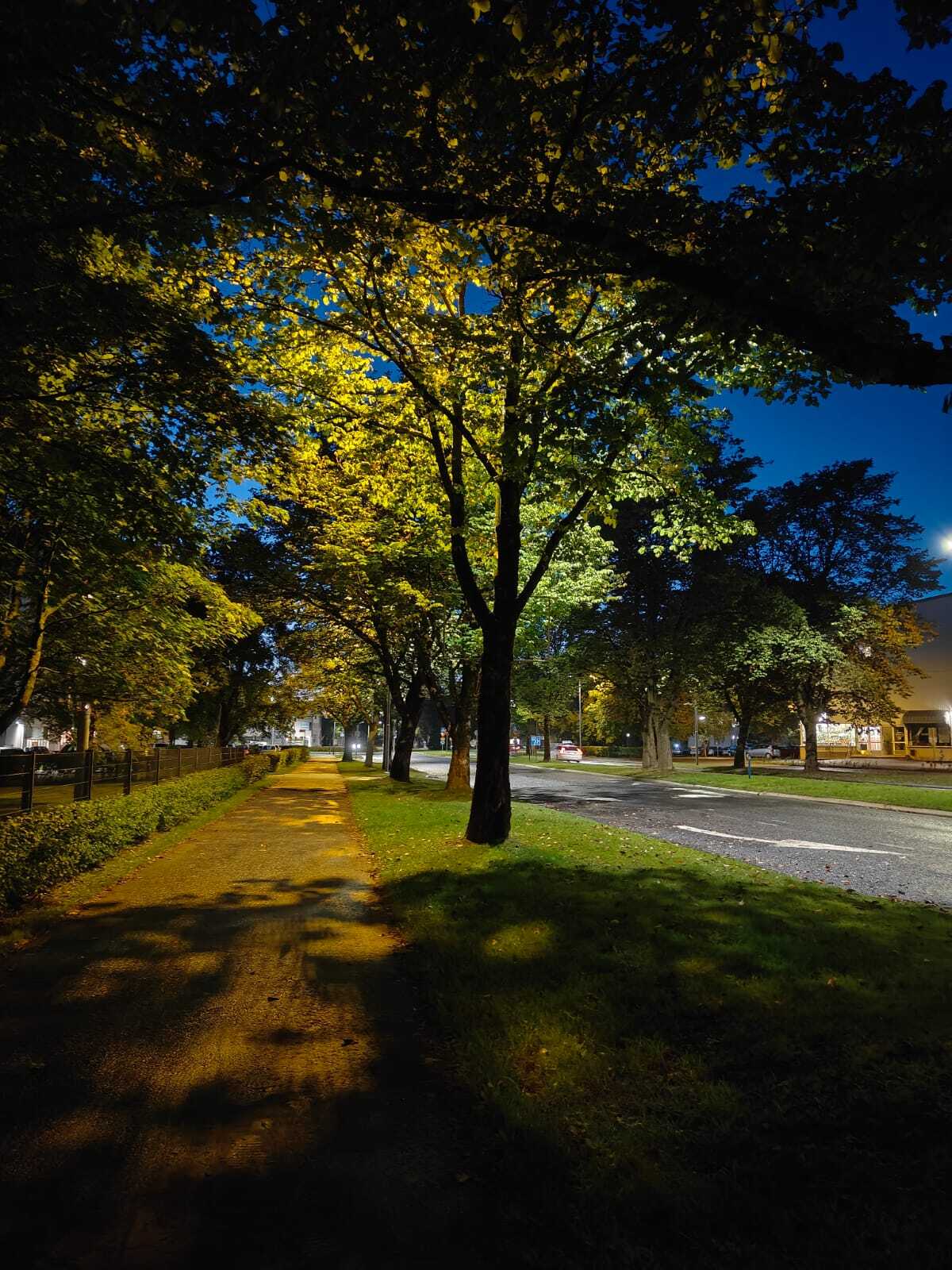 Oulun kaupunki uudistaa Kainuuntien katuvalaistusta