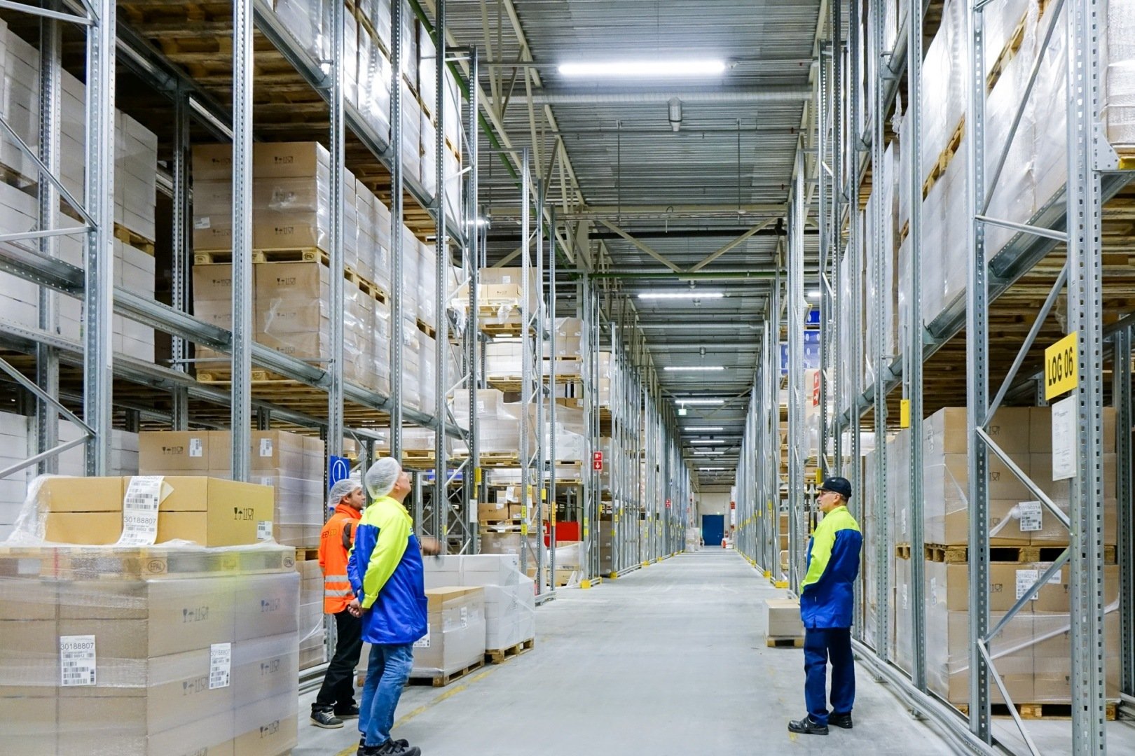 Reference_logistics_lighting_Huhtamaki_Foodservice_Nordic_2