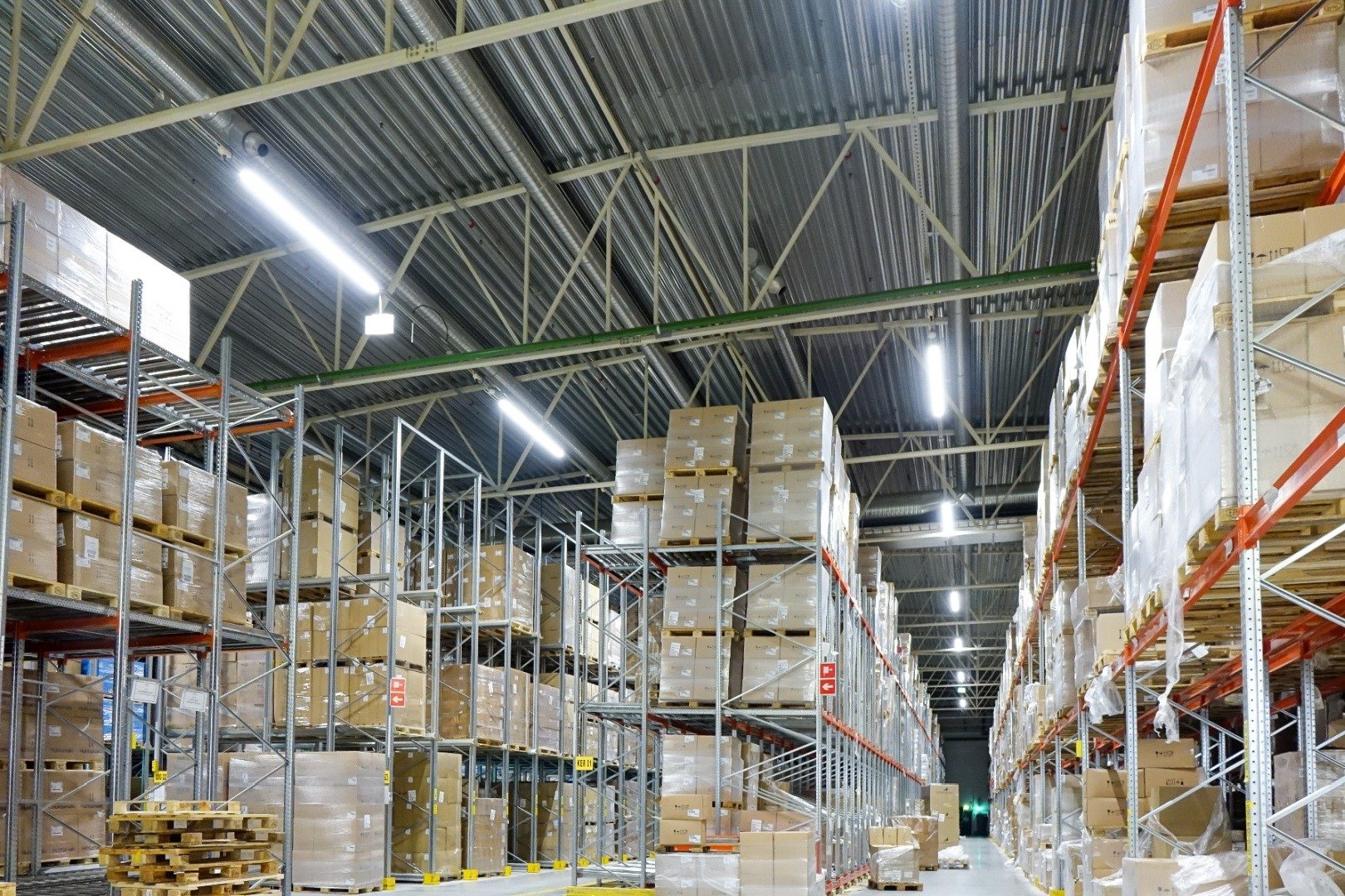Reference_logistics_lighting_Huhtamaki_Foodservice_Nordic_6